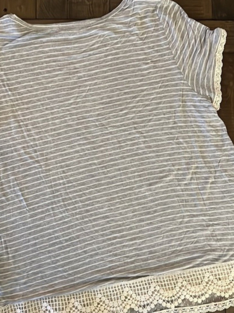 NWT Rewind‎ Womens Top, Gray & White Horizontally Strip With Lace, Size XL - Picture 4 of 6